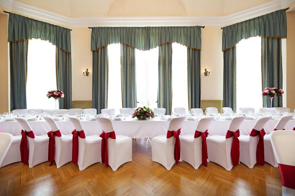 Pałac w Pawłowicach, Restauracja Dąbrowa, sale weselna, foto: Luiza Różycka, Luiza Różycka fotografia, fotografia wizerunkowa Wrocław