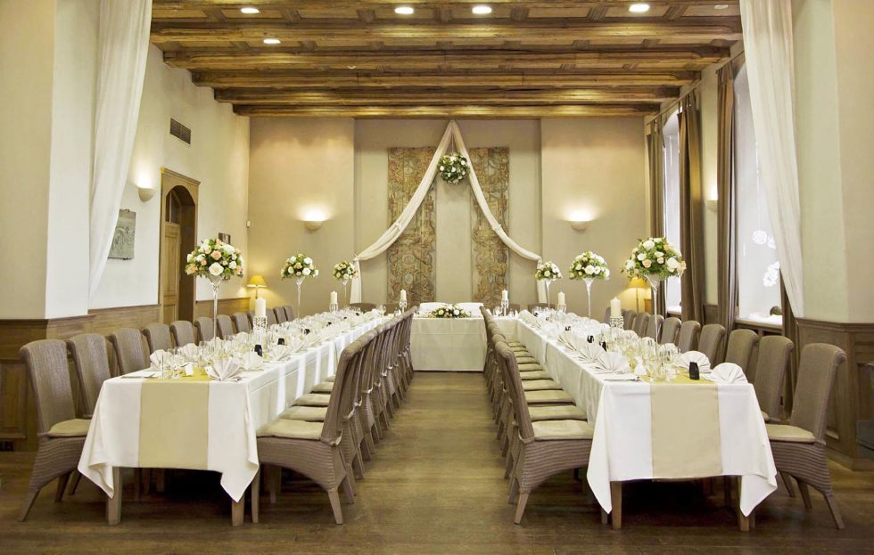 Art Hotel Wrocław, sala Teatralna, aranżacja ślubna, foto: Luiza Różycka