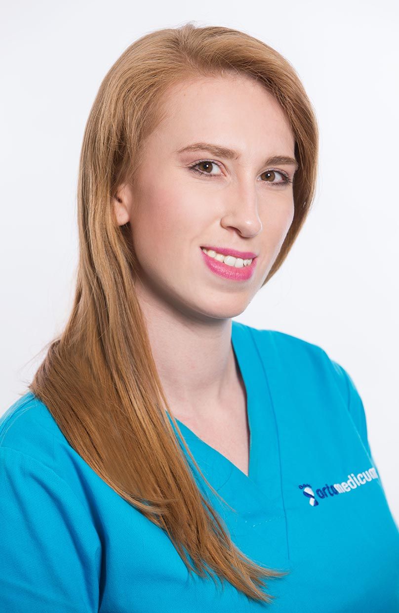 Małgorzata Andrusiów, fizjoterapeuta Wrocław, Ortomedicum Wrocław, gabinet podologiczny, sesja wizerunkowa, korekta wad postawy, pedicure, foto Luiza Różycka fotografia 6