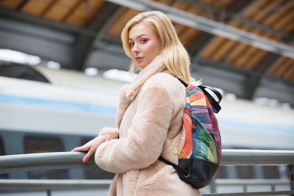 Fotografia wizerunkowa, sesja plenerowa Wrocław, Luiza Różycka, Wrocław, Lula bag'y, Dworzec Główny, Wrocławska projektantka Barbara Nowacka, hand made, plecak worek, plecaki 14